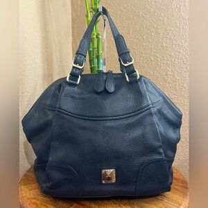 MCM BLACK PEBBLED LEATHER HANDBAG